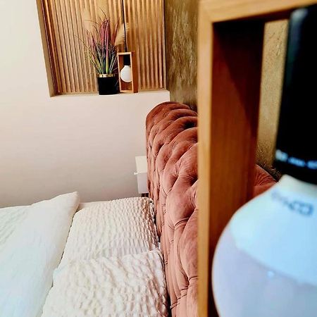 Laci Lak Premium apartment Oradea Zewnętrze zdjęcie