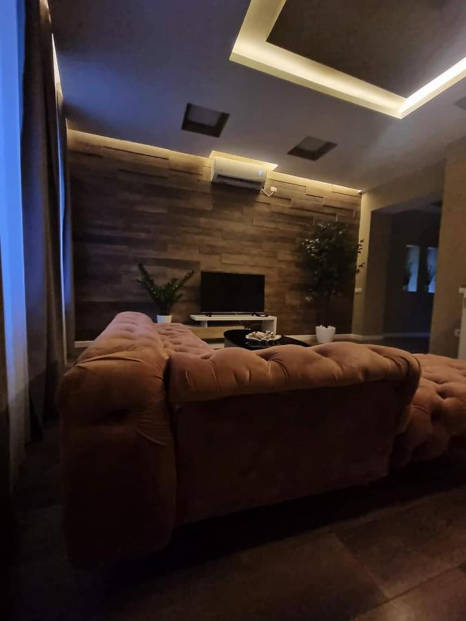 Laci Lak Premium apartment Oradea Zewnętrze zdjęcie