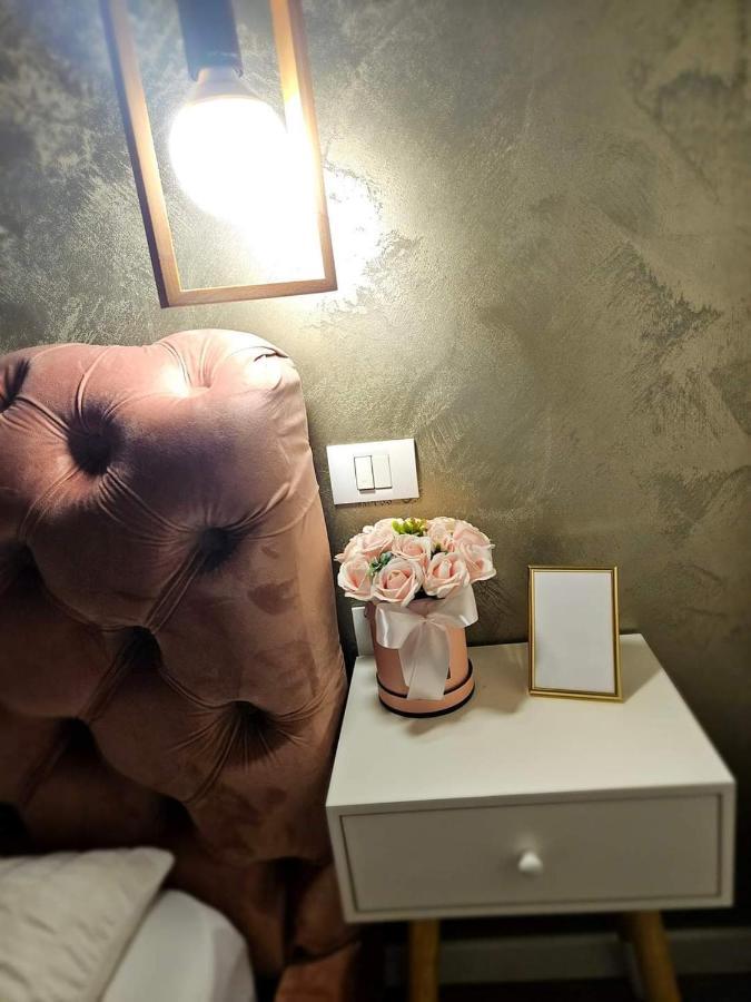 Laci Lak Premium apartment Oradea Zewnętrze zdjęcie